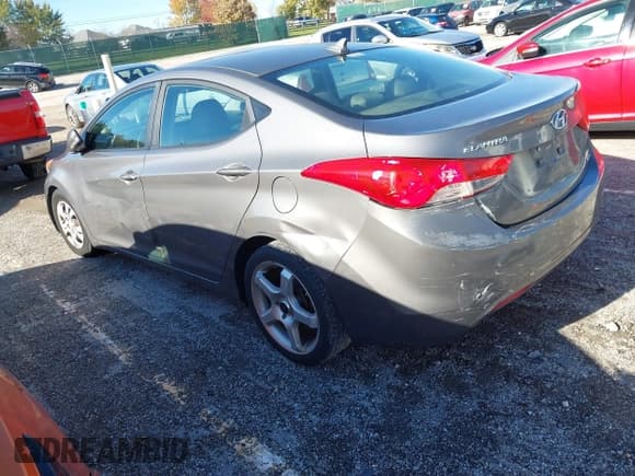 ✅ 2011 Hyundai Elantra GLS • VIN: 5NPDH4AE1BH075677 • Лот: 43623008. Опубликован ранее на IAAI с пробегом 280 406 миль. Бесплатный доступ к архиву аукционных продаж из США и подробный отчёт об истории автомобиля на DreamBid. Изображение 3.