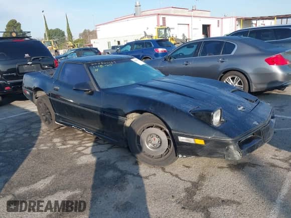 1987 Chevrolet Corvette с VIN 1G1YY2181H5103270, выставлен на аукционе IAAI как лот 41393244 с пробегом 104 346 миль миль и . История ставок и продаж доступна на DreamBid. Изображение 1.
