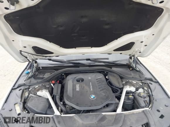 ✅ 2019 BMW 7 Series 740i xDrive • VIN: WBA7E4C56KGV28504 • Lot: 43549814. Wystawiony na IAAI z przebiegiem 127 615 mil. Bezpłatny archiwum sprzedaży aukcyjnych z USA i szczegółowy raport historii pojazdu na DreamBid. Zdjęcie 10.