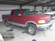 ✅ 2001 Ford F-150 XL • VIN: 1FTRX18W41NB48772 • Lot: 42195453. Wystawiony na IAAI z przebiegiem 133 650 mil. Bezpłatny archiwum sprzedaży aukcyjnych z USA i szczegółowy raport historii pojazdu na DreamBid. Zdjęcie 1.