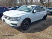 ✅ 2021 Volkswagen Tiguan SE • VIN: 3VV2B7AX1MM070358 • Lot: 41583397. Wystawiony na IAAI z przebiegiem 75 508 mil. Bezpłatny archiwum sprzedaży aukcyjnych z USA i szczegółowy raport historii pojazdu na DreamBid. Zdjęcie 16.