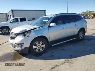 ✅ 2016 Chevrolet Traverse LT • VIN: 1GNKRHKD1GJ272517 • Lot: 90472515. Wystawiony na Copart z przebiegiem 126 123 mil. Bezpłatny archiwum sprzedaży aukcyjnych z USA i szczegółowy raport historii pojazdu na DreamBid. Zdjęcie 1.