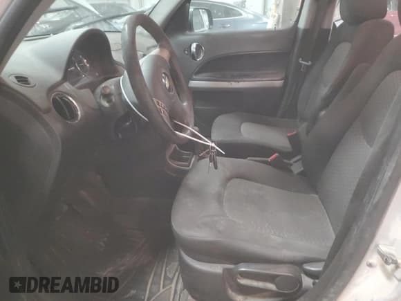 ✅ 2010 Chevrolet HHR LS • VIN: 3GNBAADB3AS546395 • Lot: 83251064. Listed on Copart with 285,261 mi. Free auction sales archive from the USA and detailed vehicle history report at DreamBid. Image 7.