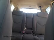 ✅ 2007 Toyota RAV4 • VIN: JTMBD35V175076083 • Lot: 92801215. Wystawiony na Copart z przebiegiem 103 365 mil. Bezpłatny archiwum sprzedaży aukcyjnych z USA i szczegółowy raport historii pojazdu na DreamBid. Zdjęcie 10.