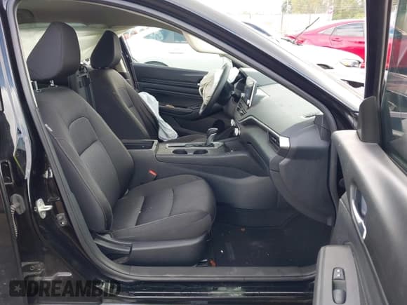 ✅ 2020 Nissan Altima S • VIN: 1N4BL4BV3LC156753 • Lot: 43261708. Wystawiony na IAAI z przebiegiem 179 553 mil. Bezpłatny archiwum sprzedaży aukcyjnych z USA i szczegółowy raport historii pojazdu na DreamBid. Zdjęcie 5.