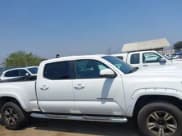 ✅ 2017 Toyota Tacoma SR5 • VIN: 3TMBZ5DN5HM008881 • Lot: 42465612. Listed on IAAI with 228,043 mi. Free auction sales archive from the USA and detailed vehicle history report at DreamBid. Image 14.