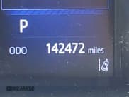 ✅ 2018 Toyota C-HR XLE • VIN: NMTKHMBX3JR061276 • Лот: 42684076. Опубликован ранее на IAAI с пробегом 142 472 миль. Бесплатный доступ к архиву аукционных продаж из США и подробный отчёт об истории автомобиля на DreamBid. Изображение 15.