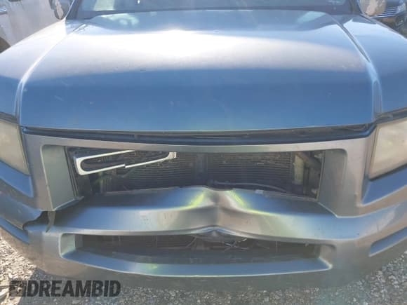 ✅ 2008 Honda Ridgeline RTS • VIN: 2HJYK164X8H503485 • Lot: 43608103. Listed on IAAI with 247,001 mi. Free auction sales archive from the USA and detailed vehicle history report at DreamBid. Image 6.