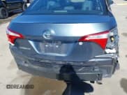 ✅ 2015 Toyota Corolla S Plus • VIN: 5YFBURHEXFP207222 • Lot: 43585571. Wystawiony na IAAI z przebiegiem 84 583 mil. Bezpłatny archiwum sprzedaży aukcyjnych z USA i szczegółowy raport historii pojazdu na DreamBid. Zdjęcie 17.