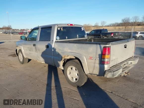 2006 GMC Sierra 1500 SLE1 с VIN 2GTEK13T461191298, выставлен на аукционе IAAI как лот 41453426 с пробегом 179 858 миль миль и . История ставок и продаж доступна на DreamBid. Изображение 3.