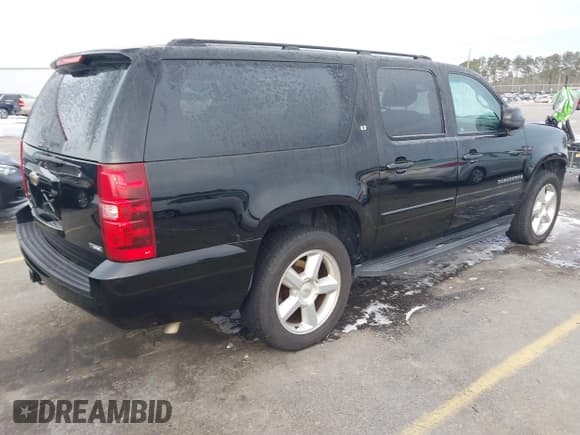 ✅ 2008 Chevrolet Suburban LTZ • VIN: 1GNFC16048J195872 • Лот: 41389825. Опубликован ранее на IAAI с пробегом 207 421 миль. Бесплатный доступ к архиву аукционных продаж из США и подробный отчёт об истории автомобиля на DreamBid. Изображение 4.