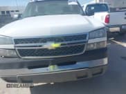 ✅ 2005 Chevrolet Silverado 2500HD Work Truck • VIN: 1GBHC24U35E128539 • Лот: 42886512. Опубликован ранее на IAAI с пробегом 325 038 миль. Бесплатный доступ к архиву аукционных продаж из США и подробный отчёт об истории автомобиля на DreamBid. Изображение 6.