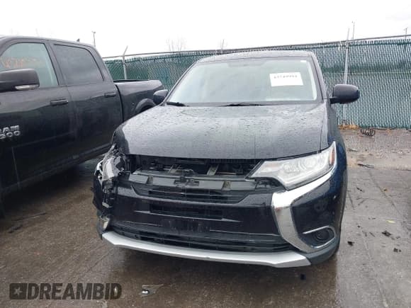 ✅ 2016 Mitsubishi Outlander SE • VIN: JA4AZ3A33GZ017928 • Lot: 43749994. Wystawiony na IAAI z przebiegiem 100 075 mil. Bezpłatny archiwum sprzedaży aukcyjnych z USA i szczegółowy raport historii pojazdu na DreamBid. Zdjęcie 12.