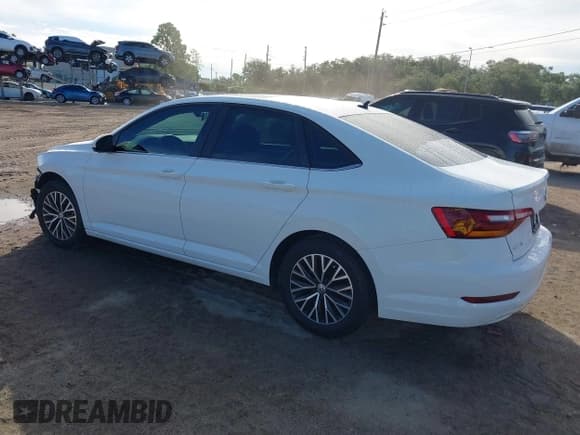 ✅ 2019 Volkswagen Jetta S • VIN: 3VWC57BU2KM086206 • Лот: 43257171. Опубликован ранее на IAAI с пробегом 16 042 миль. Бесплатный доступ к архиву аукционных продаж из США и подробный отчёт об истории автомобиля на DreamBid. Изображение 3.