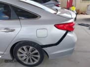 ✅ 2015 Hyundai Sonata Limited • VIN: 5NPE34AF2FH041071 • Lot: 43461843. Listed on IAAI with 142,544 mi. Free auction sales archive from the USA and detailed vehicle history report at DreamBid. Image 17.