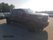 ✅ 2022 Chevrolet Silverado 1500 LT Trail Boss • VIN: 3GCPYFED3NG150774 • Lot: 68448235. Wystawiony na Copart z przebiegiem 48 071 mil. Bezpłatny archiwum sprzedaży aukcyjnych z USA i szczegółowy raport historii pojazdu na DreamBid. Zdjęcie 4.