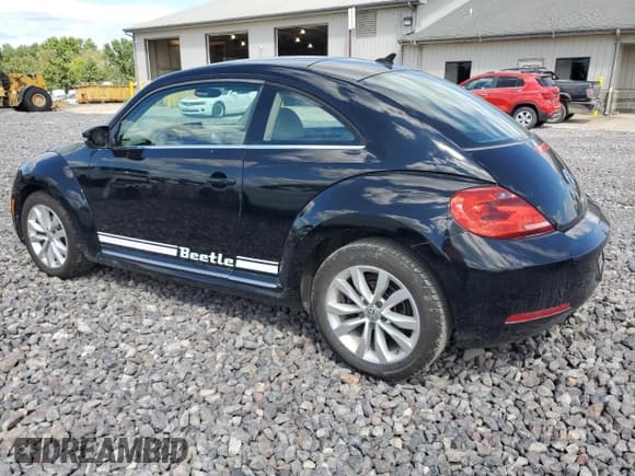 ✅ 2014 Volkswagen Beetle 2.0L TDI w/Sun/Sound/Nav • VIN: 3VWJL7AT3EM612241 • Лот: 69420065. Опубликован ранее на Copart с пробегом 55 670 миль. Бесплатный доступ к архиву аукционных продаж из США и подробный отчёт об истории автомобиля на DreamBid. Изображение 2.