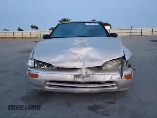 ✅ 1994 Geo Prizm • VIN: 1Y1SK5382RZ047889 • Lot: 51683725. Listed on Copart with 149,793 mi. Free auction sales archive from the USA and detailed vehicle history report at DreamBid. Image 5.