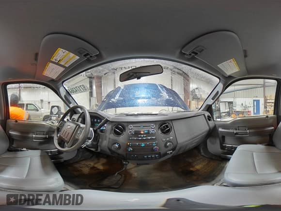 ✅ 2015 Ford F-350 XL • VIN: 1FTRF3B68FED37861 • Lot: 87174364. Wystawiony na Copart z przebiegiem 108 883 mil. Bezpłatny archiwum sprzedaży aukcyjnych z USA i szczegółowy raport historii pojazdu na DreamBid. Zdjęcie 14.