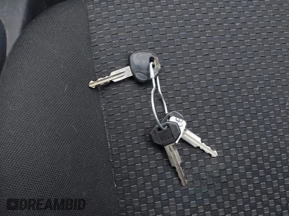 ✅ 2009 Hyundai Accent Auto GS • VIN: KMHCM36C99U137766 • Lot: 43848480. Listed on IAAI with 33,674 mi. Free auction sales archive from the USA and detailed vehicle history report at DreamBid. Image 11.