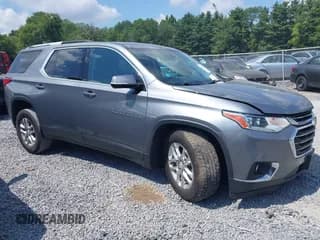 ✅ 2018 Chevrolet Traverse LT Cloth • VIN: 1GNEVGKW5JJ112135 • Lot: 43003312. Wystawiony na IAAI z przebiegiem 94 126 mil. Bezpłatny archiwum sprzedaży aukcyjnych z USA i szczegółowy raport historii pojazdu na DreamBid. Zdjęcie 1.