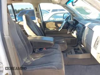 ✅ 2002 Dodge Dakota SLT • VIN: 1B7HL48N72S586317 • Lot: 41736566. Wystawiony na IAAI z przebiegiem Nie podano. Bezpłatny archiwum sprzedaży aukcyjnych z USA i szczegółowy raport historii pojazdu na DreamBid. Zdjęcie 5.