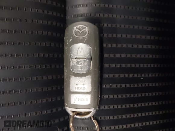 ✅ 2017 Mazda 6 Sport • VIN: JM1GL1U54H1100156 • Lot: 42693576. Wystawiony na IAAI z przebiegiem 168 968 mil. Bezpłatny archiwum sprzedaży aukcyjnych z USA i szczegółowy raport historii pojazdu na DreamBid. Zdjęcie 11.