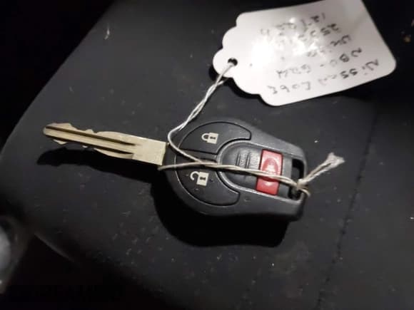 ✅ 2009 Nissan Cube S • VIN: JN8AZ28RX9T127220 • Lot: 43130286. Wystawiony na IAAI z przebiegiem 105 523 mil. Bezpłatny archiwum sprzedaży aukcyjnych z USA i szczegółowy raport historii pojazdu na DreamBid. Zdjęcie 11.