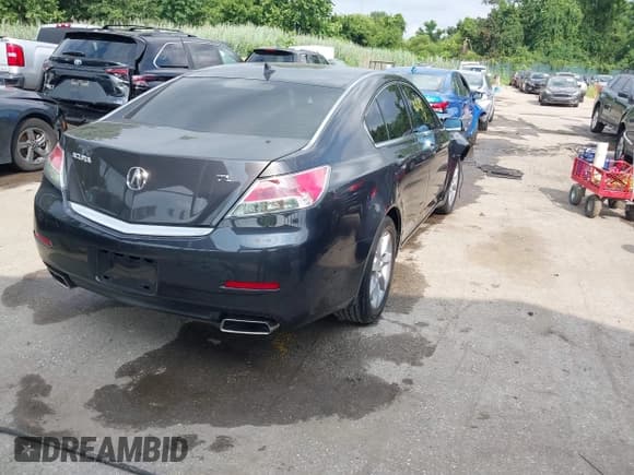✅ 2012 Acura TL Auto • VIN: 19UUA8F27CA025855 • Lot: 42812989. Listed on IAAI with 144,622 mi. Free auction sales archive from the USA and detailed vehicle history report at DreamBid. Image 4.