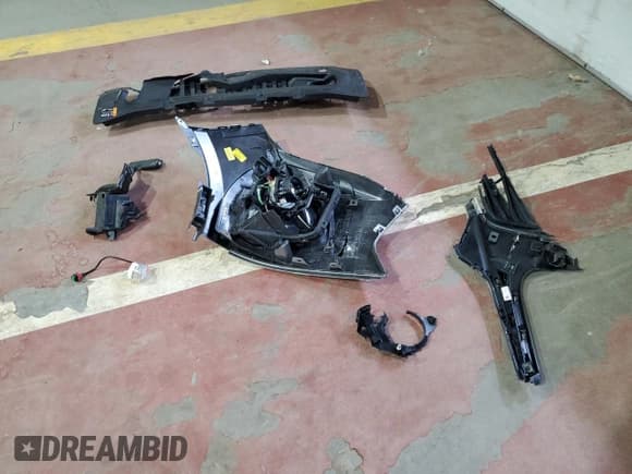 ✅ 2021 Chevrolet Blazer LT • VIN: 3GNKBHRSXMS567716 • Lot: 58415855. Listed on Copart with 8,596 mi. Free auction sales archive from the USA and detailed vehicle history report at DreamBid. Image 13.