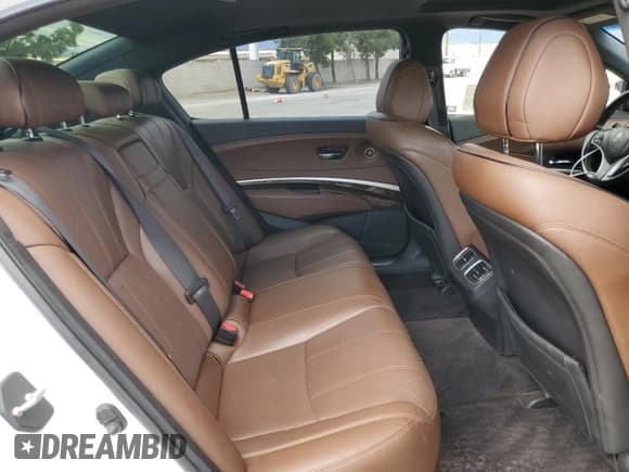 ✅ 2018 Acura RLX Technology • VIN: JH4KC1F54JC000476 • Lot: 82465295. Wystawiony na Copart z przebiegiem 70 073 mil. Bezpłatny archiwum sprzedaży aukcyjnych z USA i szczegółowy raport historii pojazdu na DreamBid. Zdjęcie 10.