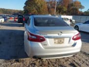 ✅ 2017 Nissan Altima SR • VIN: 1N4AL3AP1HC276194 • Lot: 43702089. Listed on IAAI with 212,712 mi. Free auction sales archive from the USA and detailed vehicle history report at DreamBid. Image 3.