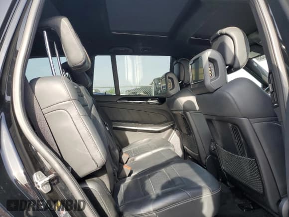 ✅ 2014 Mercedes-Benz GL 63 AMG • VIN: 4JGDF7EE7EA401362 • Lot: 53396035. Wystawiony na Copart z przebiegiem 88 752 mil. Bezpłatny archiwum sprzedaży aukcyjnych z USA i szczegółowy raport historii pojazdu na DreamBid. Zdjęcie 11.