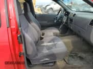 ✅ 2004 Chevrolet Colorado LS Z85 • VIN: 1GCDT196248214081 • Лот: 77973684. Опубликован ранее на Copart с пробегом 246 491 миль. Бесплатный доступ к архиву аукционных продаж из США и подробный отчёт об истории автомобиля на DreamBid. Изображение 10.