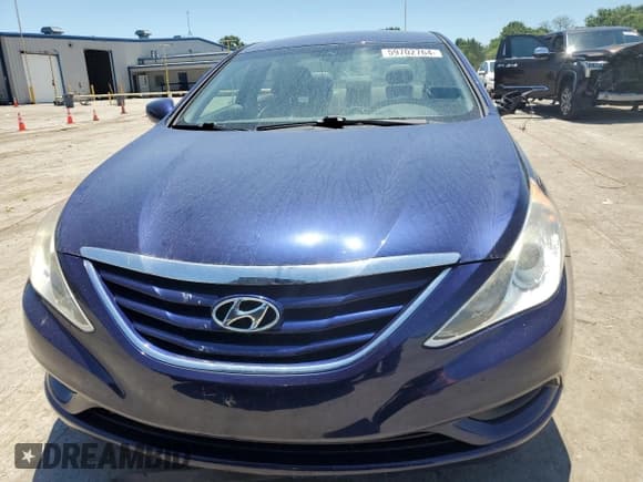 ✅ 2013 Hyundai Sonata GLS • VIN: 5NPEB4AC9DH586142 • Lot: 59702764. Listed on Copart with 60,368 mi. Free auction sales archive from the USA and detailed vehicle history report at DreamBid. Image 5.
