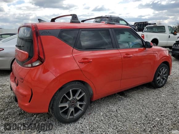 ✅ 2022 Kia Soul GT-Line • VIN: KNDJ63AU9N7153352 • Лот: 52303565. Опубликован ранее на Copart с пробегом 74 406 миль. Бесплатный доступ к архиву аукционных продаж из США и подробный отчёт об истории автомобиля на DreamBid. Изображение 3.