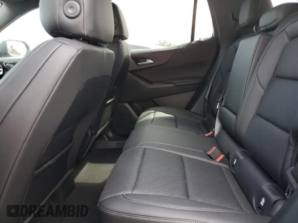 ✅ 2025 Chevrolet Equinox AWD LT • VIN: 3GNAXPEG4SL301382 • Lot: 84540865. Wystawiony na Copart z przebiegiem 10 577 mil. Bezpłatny archiwum sprzedaży aukcyjnych z USA i szczegółowy raport historii pojazdu na DreamBid. Zdjęcie 11.