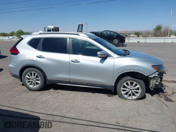 ✅ 2017 Nissan Rogue SV • VIN: 5N1AT2MT3HC877423 • Лот: 42073119. Опубликован ранее на IAAI с пробегом 100 492 миль. Бесплатный доступ к архиву аукционных продаж из США и подробный отчёт об истории автомобиля на DreamBid. Изображение 14.