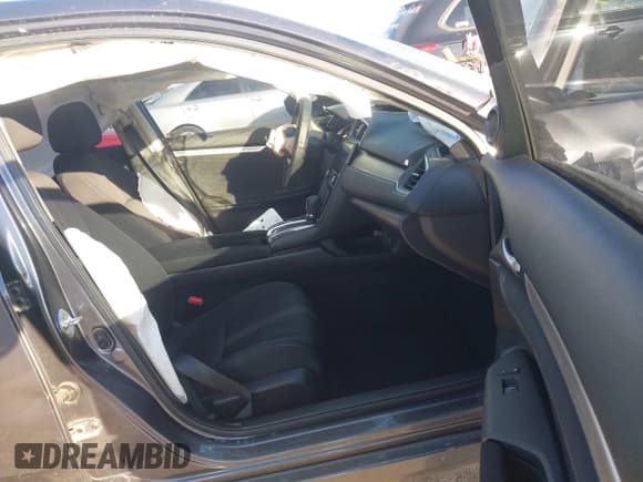 ✅ 2018 Honda Civic EX-T • VIN: JHMFC1F37JX038034 • Lot: 43645118. Listed on IAAI with 144,999 mi. Free auction sales archive from the USA and detailed vehicle history report at DreamBid. Image 5.