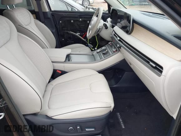 ✅ 2025 Hyundai Palisade Limited • VIN: KM8R5DGE2SU808035 • Лот: 42324623. Опубликован ранее на IAAI с пробегом 5 493 миль. Бесплатный доступ к архиву аукционных продаж из США и подробный отчёт об истории автомобиля на DreamBid. Изображение 5.