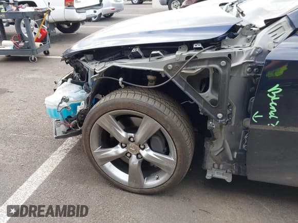 ✅ 2014 Lexus IS 350 • VIN: JTHBE1D25E5004890 • Lot: 42759557. Listed on IAAI with 85,474 mi. Free auction sales archive from the USA and detailed vehicle history report at DreamBid. Image 6.