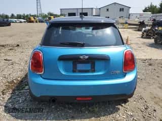 2017 MINI Hardtop Cooper with VIN WMWXP5C52H3C63759, listed as a Copart auction lot 60203935 with 118,339 mi miles and Salvage title. Bid and sale history available at DreamBid. Image 6.