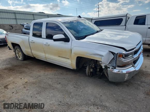 ✅ 2019 Chevrolet Silverado 1500 LT • VIN: 2GCVKPEC5K1133128 • Lot: 85534845. Listed on Copart with 96,698 mi. Free auction sales archive from the USA and detailed vehicle history report at DreamBid. Image 4.