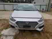 2019 Hyundai Accent SE z VIN 3KPC24A38KE047908, wystawiony jako Copart lot #38424723 z przebiegiem 72 642 mil mil oraz . Historia ofert i sprzedaży dostępna na DreamBid. Obrazek 5.