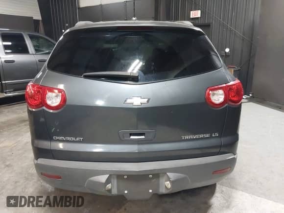 2009 Chevrolet Traverse LS z VIN 1GNER13D29S116308, wystawiony jako IAAI lot #42288226 z przebiegiem 170 391 mil mil oraz . Historia ofert i sprzedaży dostępna na DreamBid. Obrazek 16.