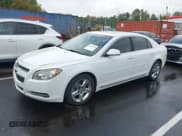 ✅ 2009 Chevrolet Malibu 1LT • VIN: 1G1ZH57B794139075 • Лот: 43495710. Опубликован ранее на IAAI с пробегом 177 323 миль. Бесплатный доступ к архиву аукционных продаж из США и подробный отчёт об истории автомобиля на DreamBid. Изображение 2.
