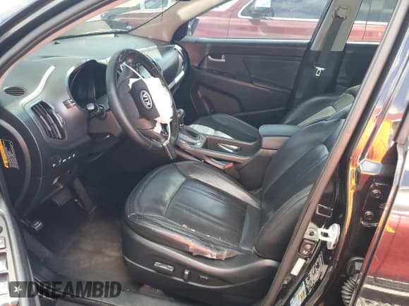 ✅ 2012 Kia Sportage SX • VIN: KNDPCCA65C7178184 • Lot: 71696665. Wystawiony na Copart z przebiegiem Nie podano. Bezpłatny archiwum sprzedaży aukcyjnych z USA i szczegółowy raport historii pojazdu na DreamBid. Zdjęcie 7.