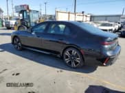 ✅ 2023 BMW 7 Series 760i xDrive • VIN: WBA33EJ04PCN31904 • Лот: 71532895. Опубликован ранее на Copart с пробегом 2 127 миль. Бесплатный доступ к архиву аукционных продаж из США и подробный отчёт об истории автомобиля на DreamBid. Изображение 2.
