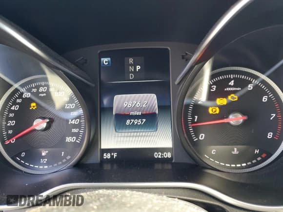 ✅ 2018 Mercedes-Benz C 300 • VIN: WDDWJ4KB8JF658344 • Lot: 46056725. Wystawiony na Copart z przebiegiem 87 957 mil. Bezpłatny archiwum sprzedaży aukcyjnych z USA i szczegółowy raport historii pojazdu na DreamBid. Zdjęcie 9.