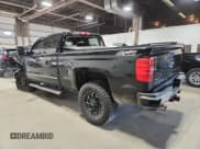 ✅ 2015 Chevrolet Silverado 2500HD LT • VIN: 1GC2KVEG2FZ135376 • Лот: 91713665. Опубликован ранее на Copart с пробегом 99 448 миль. Бесплатный доступ к архиву аукционных продаж из США и подробный отчёт об истории автомобиля на DreamBid. Изображение 2.